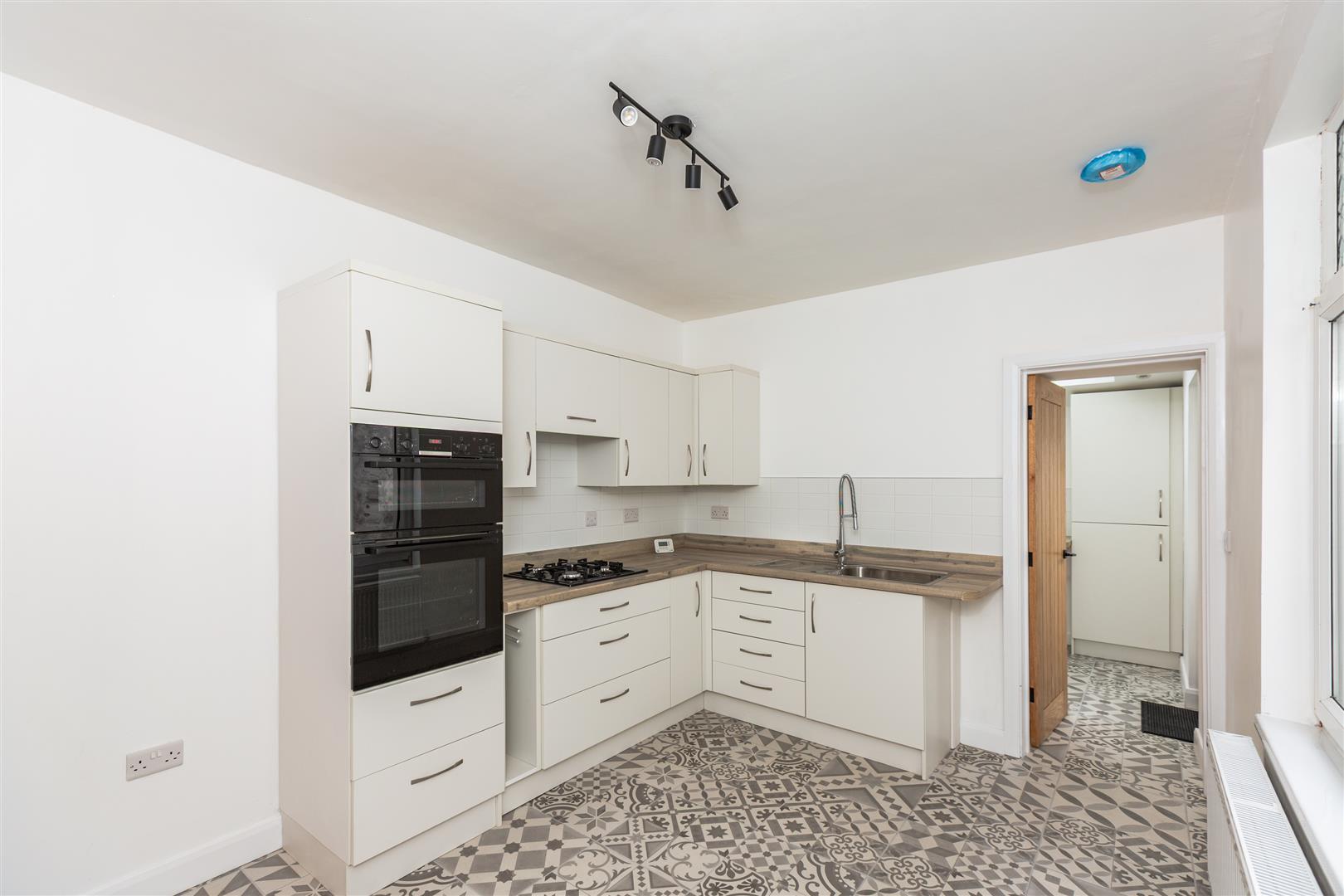 Robert Street, Manselton, Swansea, SA5 9NA